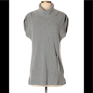 NWT sleeveless cowl neck without sleeves
